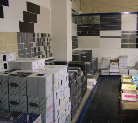 Festive Flair with Tiles: Stylish Designs & Expert Fitting Before Christmas